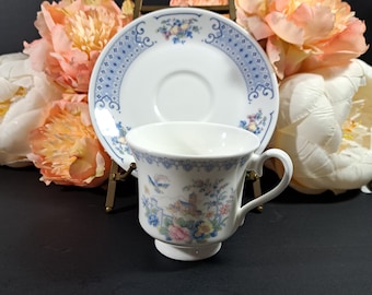 Royal Albert ' Berkeley' 21 Piece Tea Set, Fine English Bone China