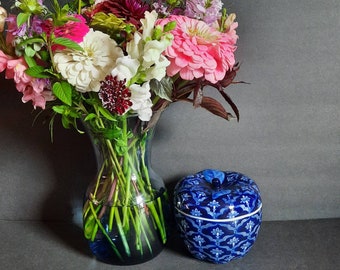 Vintage Bombay Company, Blue White Floral, Apple Shaped, Container Jar, With Lid, BlueWhiteDecor