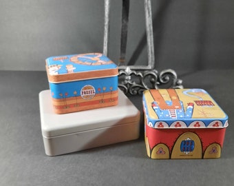 2 Vintage Fossil Watch Tins / Vintage 