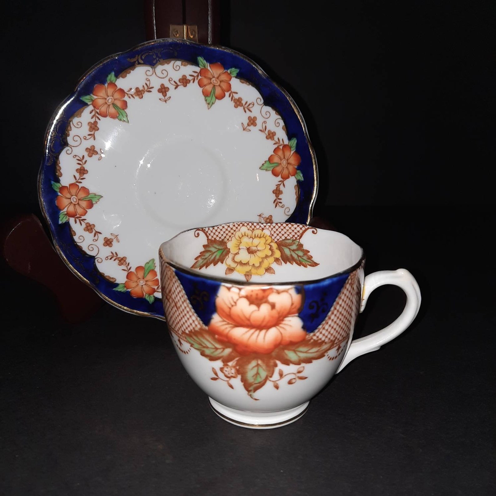 Vintage Bell Fine Bone China Tea Cup and Saucer: Floral Imari, England ...