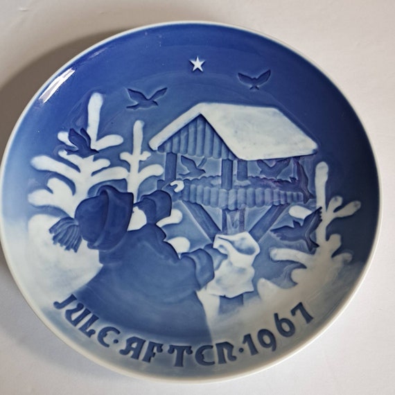 Royal Copenhagen Christmas Plates: Vintage B&G Denmark Village