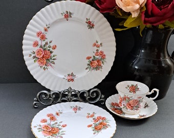 Centennial Rose by Royal Albert 4 Pieces Set, 1 Dinner Plate, 1 Salad Plate, 1 Cup and 1 Saucer