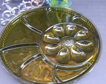 &quot;Vintage Indiana Glass Olivgrün Deviled Eierschale, 13 &quot;&quot;Platter.&quot;