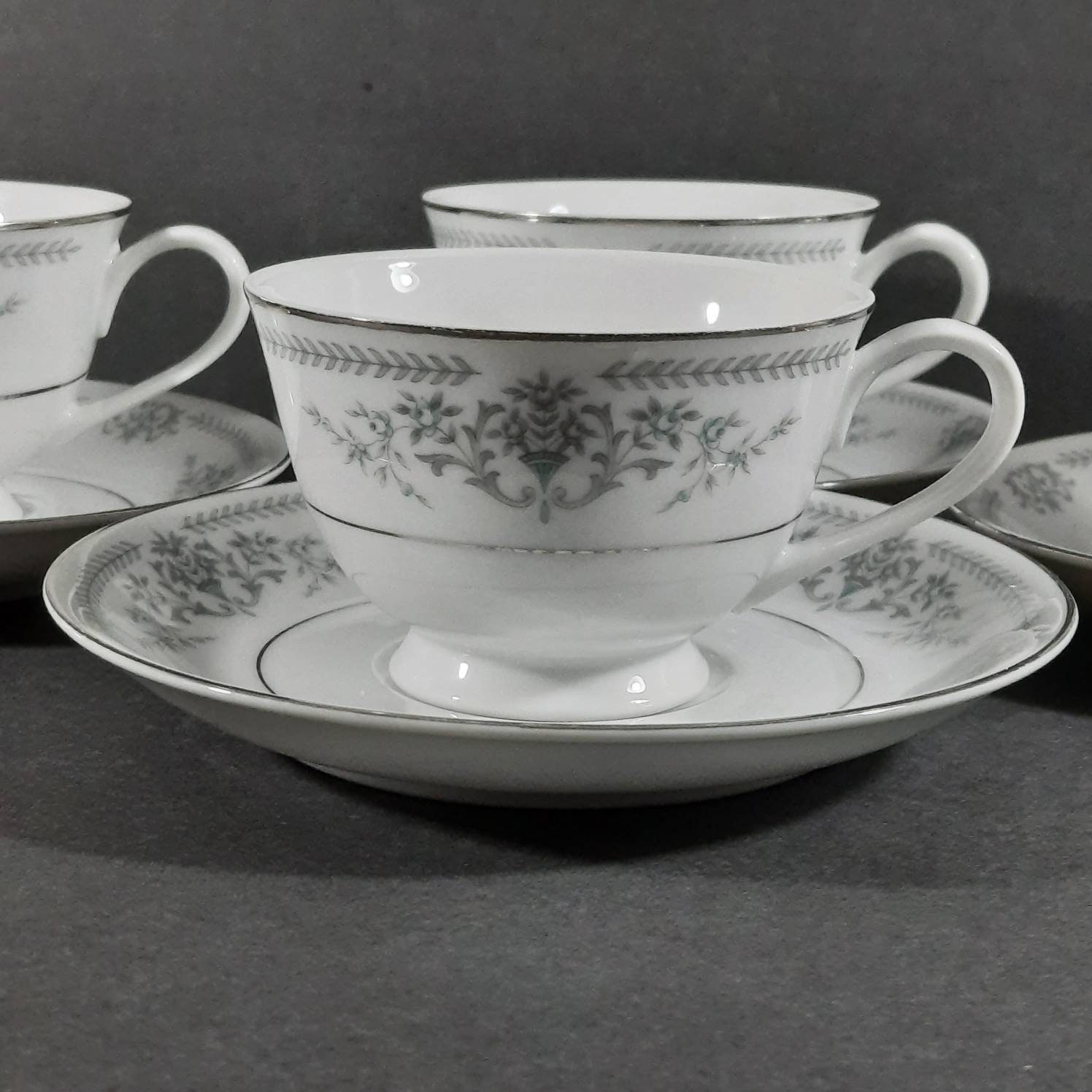 Banbury Inn Fine China Coffee Cups and Saucers Banbury Inn Etsy