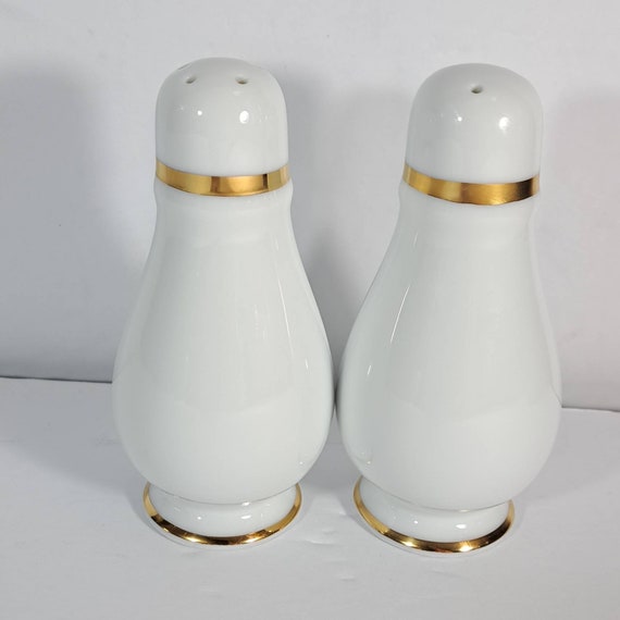 Irish salt 2024 and pepper shakers