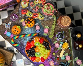 miniature Halloween table