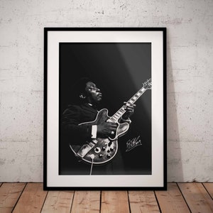 BB King Poster with signature - Electric Guitarist Art Print - Blues Music Singer Wall Design - Black White Artwork Printed