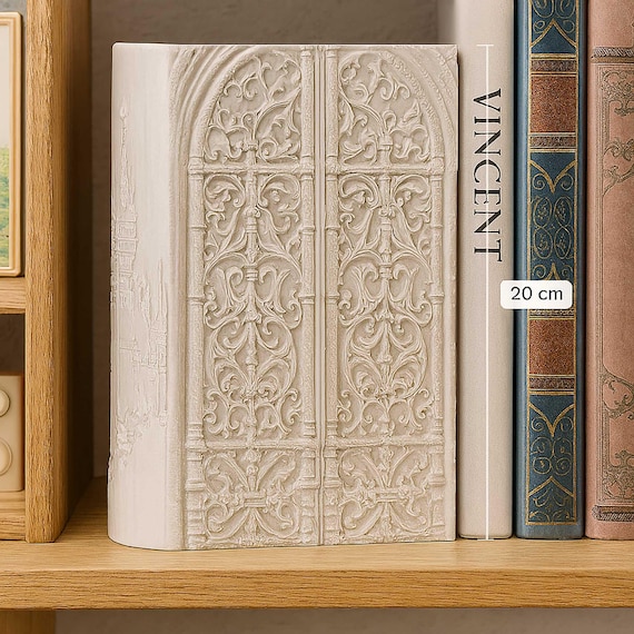 Castle Gate Book Nook STL File: Fantasy Gothic 3D Print Digital File
