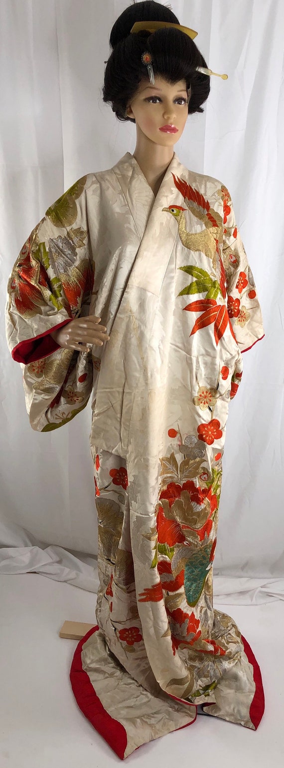Japanese Kimono Vintage Silk Kimono Cosplay Wedding Kimono Etsy Japanese Kimono Vintage Silk Kimono Cosplay Wedding Kimono Etsy