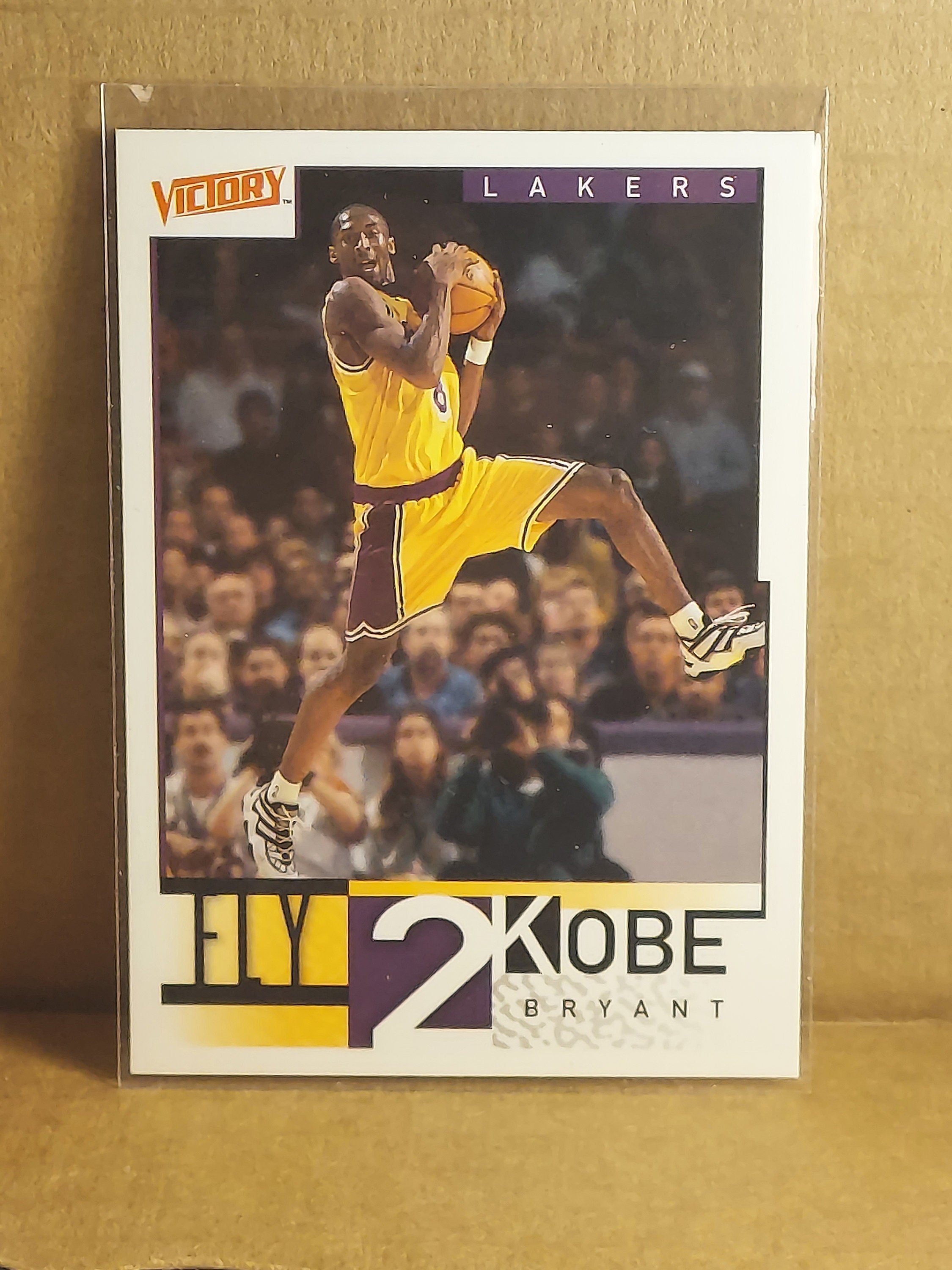 Sell or Auction 2000-01 Upper Deck Game Jerseys Patch Kobe Bryant