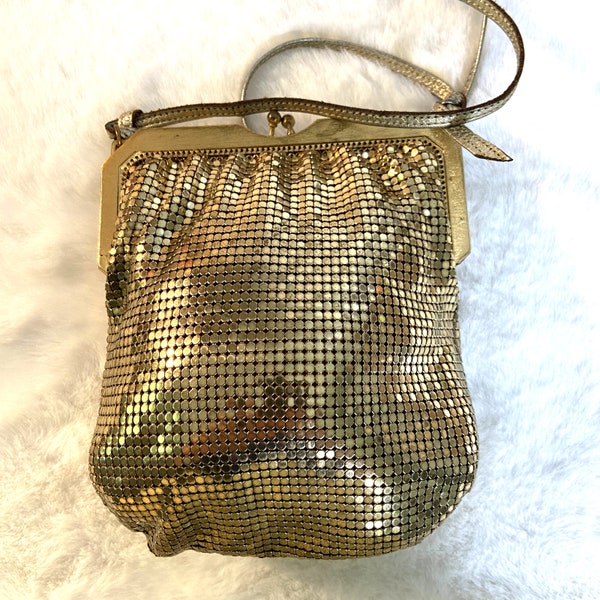 Whiting And Davis Gold Mesh Purse/Kiss Lock /Clutch/Evening/Special Occasion
