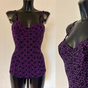 Maillot de bain vintage des années 70 pour femme maillot de bain rétro floral une pièce violet maillot de bain classique fleur noire suite de bain élastique taille S