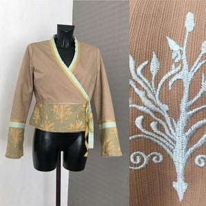 Vintage 90s Retro Wrap Jacket Beige Light Wight Embroidered Jacket Cardigan Long Sleeves Jacket Classic Cropped Warm Vintage Jacket Size M/L