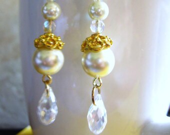 Pearl Earrings for Women/drop and dangle pearls/handmade boutique jewelry