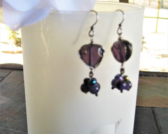 amethyst earrings for women. amethyst purple hearts. cluster earrings. handmade usa earrings. lavender amethyst jewelry. amethyst hearts