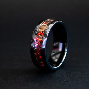 Black Meteorite Ring with T-Rex Bone, Unique Men&#39;s Wedding Ring Red
