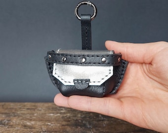 Mini handbag keychain, leather bag charm, miniature purse keychain, bag accessories, unique mini bag keychain, mini leather bag fob