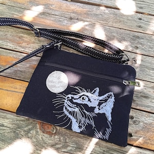 Bolso bandolera de tela con gato bordado, riñonera de lino con cremallera para teléfono móvil, monedero pequeño con correa larga, bolso blanco y negro.