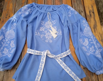 Linen blouse with Ukrainian embroidery. Vyshyvanka modern blouse.