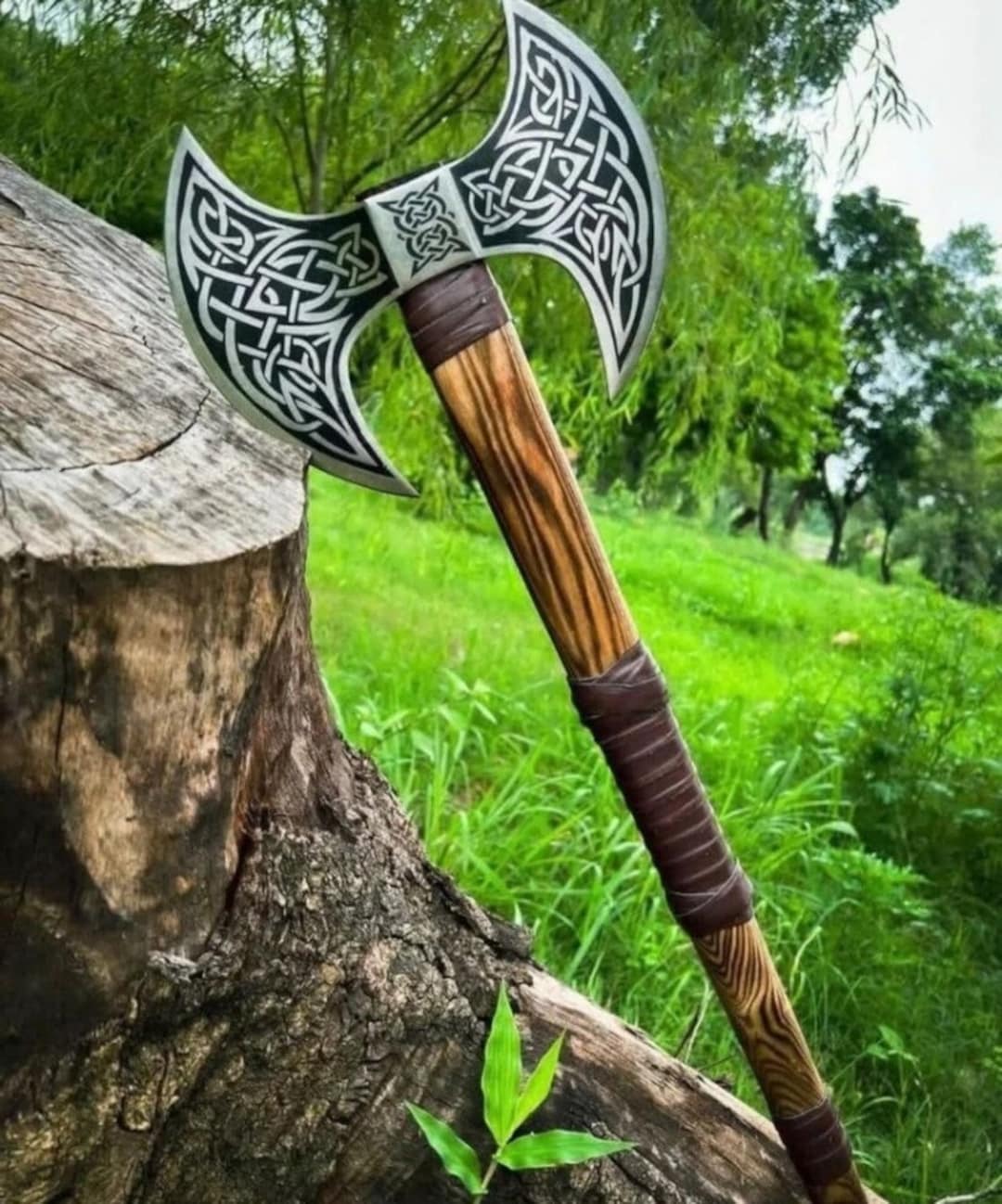 アンティーク雑貨 ASA Small Forged Carbon Steel Medieval Wood Axe with Ash Wood