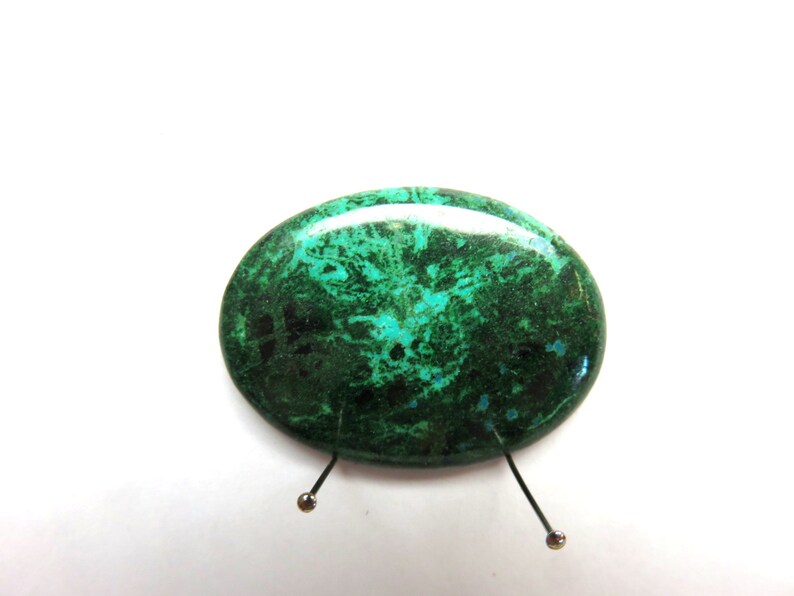 Natural stone untreated genuine gemstone Shattuckit cabochon oval 37,4x27,8 mm 61 ct