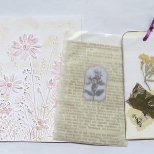 Set of 3 Embellishments &quot;Flowers&quot; Handmade for Junk Journal, Scrapbooking Ephemera