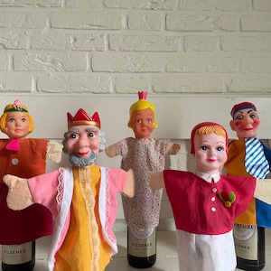 Set of 5 beautiful vintage hand puppets