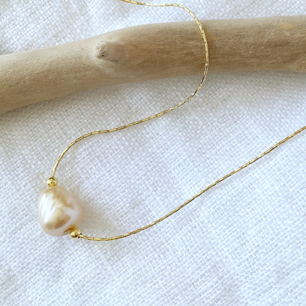 Floating Pearl Necklace, Single Pearl Choker, Dainty Baroque Pearl Necklace, Delicate Chain with Pearl, Bridal Jewelry, Bridesmaid Gift