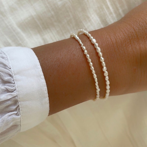 Winziges Perlenarmband, Zierliche echte Perle Armband, Perlen Mini Perlenarmband, Süßwasser Perle Armband, Zarte Perle Schmuck Geschenk für Sie