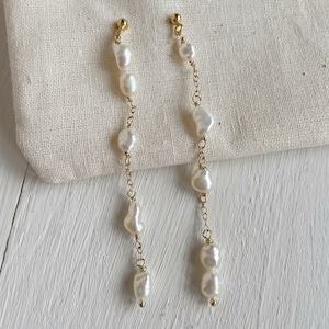 Asymmetric Pearl Earrings, Long Drop Pearl Earrings, Unbalanced Earrings, Freshwater Pearl Jewelry Gold, Bridesmaid Gift for Wedding Day