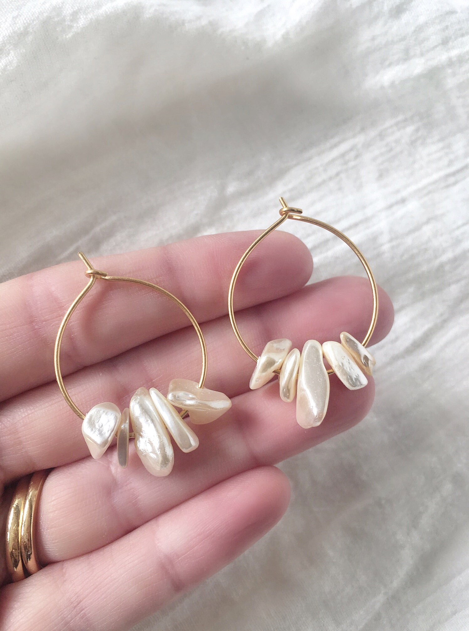 Orecchini pendenti di perle Boho, orecchini da sposa unici