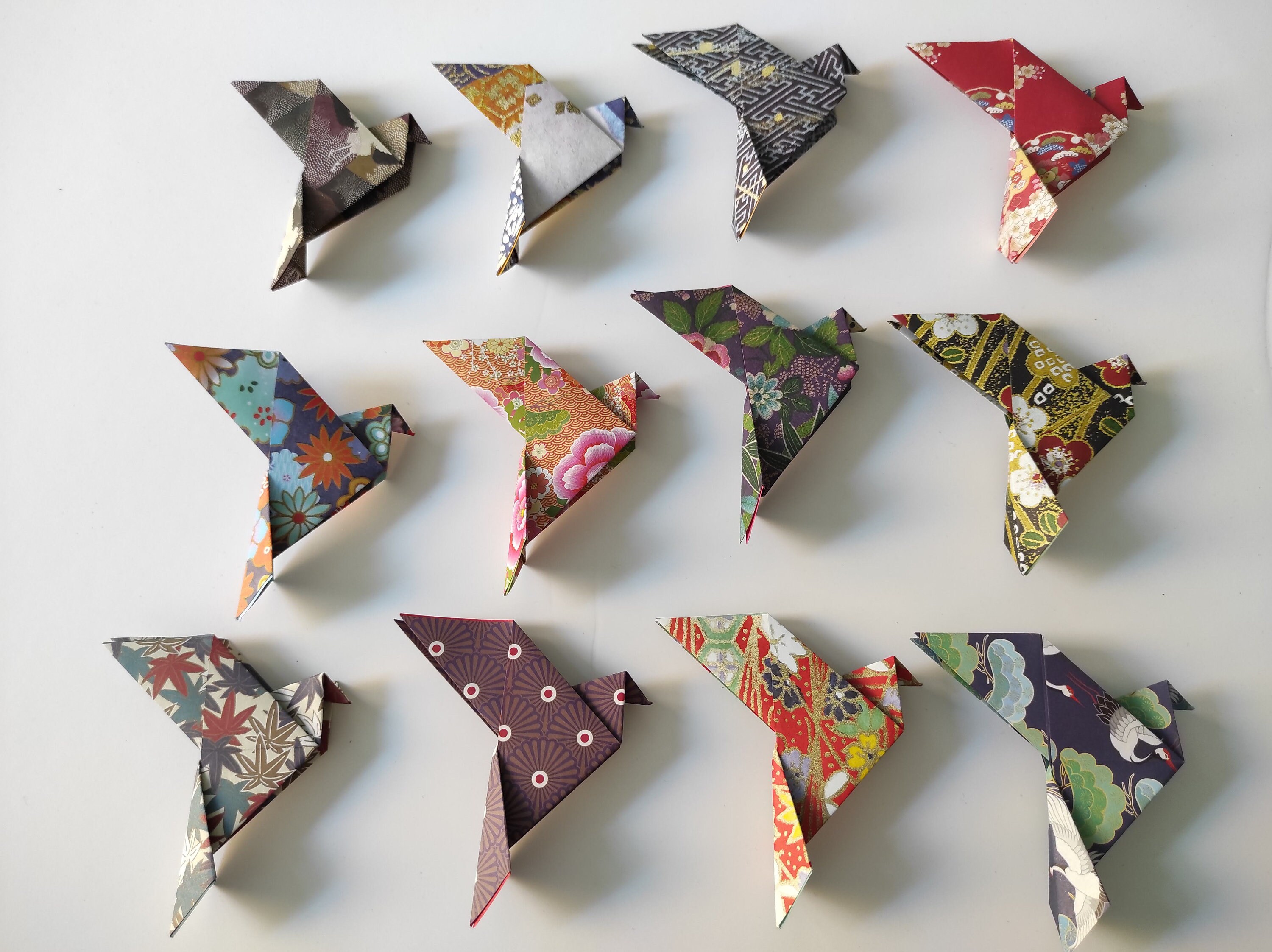 12 Colombes Origami Motifs Washi Japonais