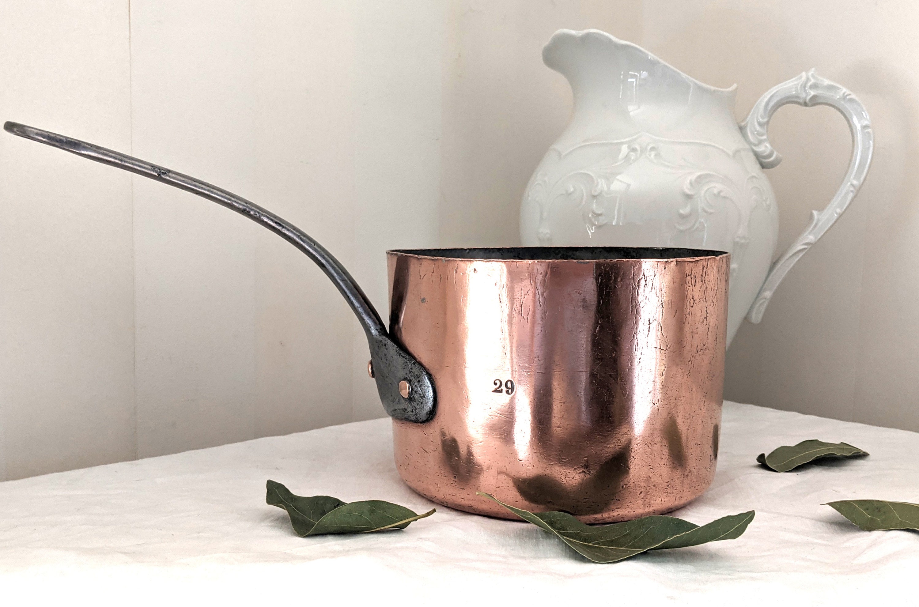 Antique Français Nobleman's Copper Saucepan With Embossed Crown Monogram S'/19cm Diamètre C.1850 Wro