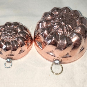 2 x Small Copper Jelly Moulds. Tinned interior, Lovely design,  Ready to use.