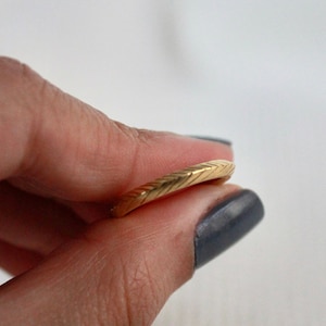 Handmade Herringbone Eternity Ring, Chevron Ring, Engraved Silver Ring, 14K Gold Filled Ring, Minimalist Stacking Ring, Wheat Ring, Unisex