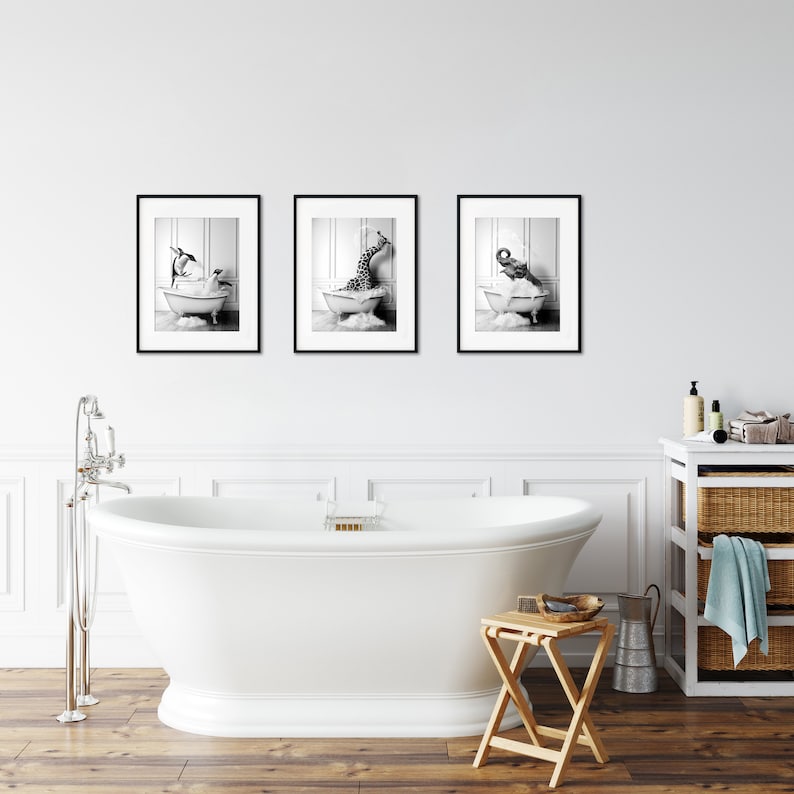 Cute Elephant in Tub Printable Wall Art Elephant Photo Elephant Art Bathroom Art Print Digital Download zdjęcie 5