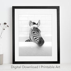 Niedliches Zebra in Wanne druckbare Kunst | Sofortdownload | Tiger Printable | Tiger Geschenke | Badezimmer Wand Kunst | Tierposter