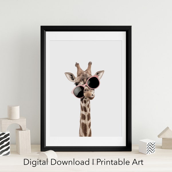 Funny Giraffe  Print | Instant Download | Giraffe Wall Art | Safari Nursery | Giraffe Gift | Whimsical Animal Print | Animal in Sunglasses