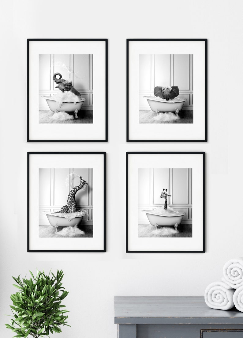 Cute Elephant in Tub Printable Wall Art Elephant Photo Elephant Art Bathroom Art Print Digital Download zdjęcie 4