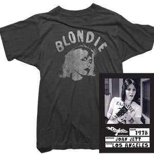 Joan Jett / ジョーン・ジェット [Worn Free] Joan Jett / Turners Scoop Neck Tee (Black) (Womens) Joan Jett T-Shirt. Turners T-Shirt worn by Joan Jett. - Worn