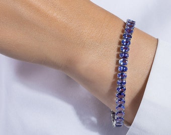 Gorgeous Oval Bracelet 20 Carat Blue Stone White Gold Luxurious Jewelry, Anniversary Bracelet