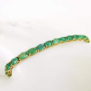Gold Natural Emerald Dainty Bracelet, Oval Cut Emerald Bracelet, Green Gemstone Bracelet, Emerald Tennis Bracelet, Gift for Her
