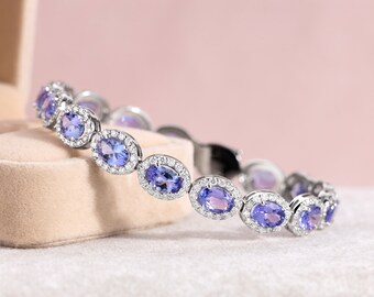 White Gold Ovals Bracelet 18 Carat Tanzanite and White Natural Diamonds Bracelet Luxury Wedding Jewelry