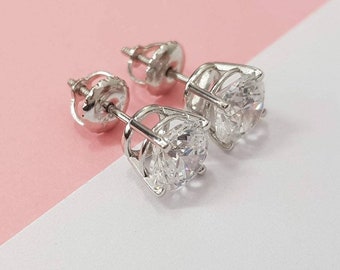 Diamond Stud Earrings, 18k White Gold Earrings, Screwback Closure, Beautiful Natural Diamonds, 1 Carat D VS1 VS2