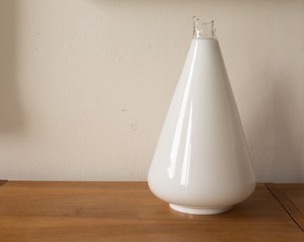 1970s - Vintage Italian Lamp from the brand "Leucos" by Noti Massari - Table Opaline Glass Teepee Lamp