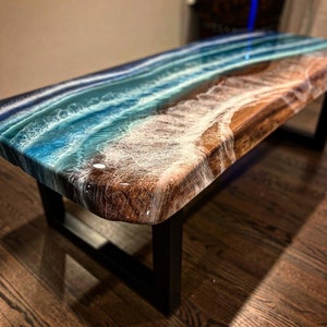 Resin Art Ocean Table ~ Table à thème de plage ~ Table basse ~ Table Wave ~ Table d’appoint