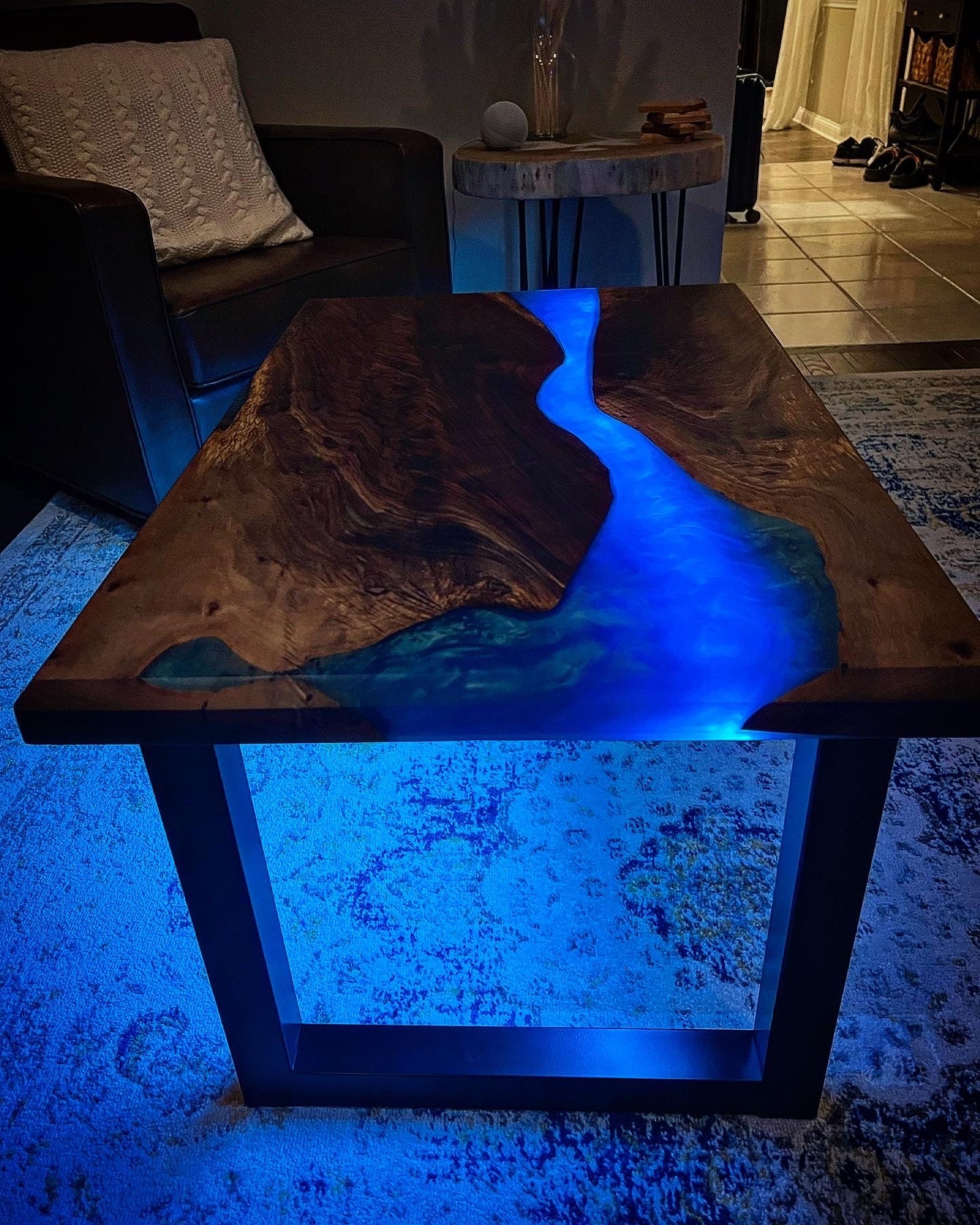 Epoxy River Coffee Table LED Table Wood Table Resin Table Lighted