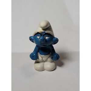 Vintage Smurf Grouchy Grumpy Mad Angry PVC Smurf Figure 1983 Peyo Schleich