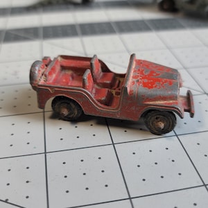 Vintage Midgetoy Red Jeep Made In Rockford Illinois 1950s Die Cast Toy Car