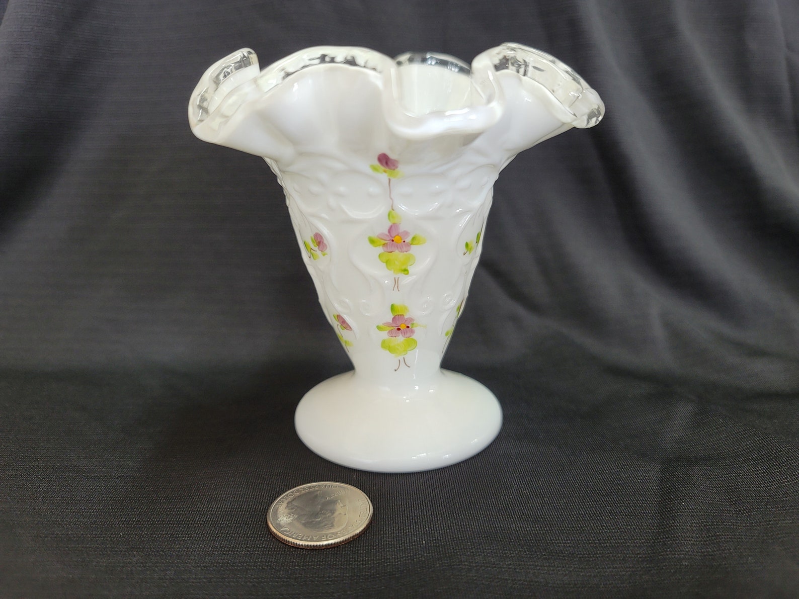 Fenton Spanish Lace Violets In The Snow 4 1/4 Vase Etsy